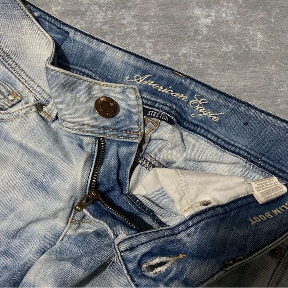 AMERICAN EAGLE OUTFITTERS | Mottled Tie Dye Slim Boot Distressed Denim Shorts 2 - Picture 3 of 6